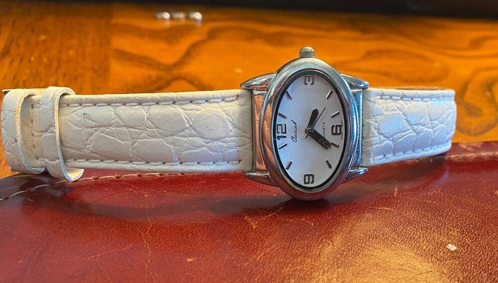 Women's 33mm Silver Tone Osirock Watch, White Leather Band